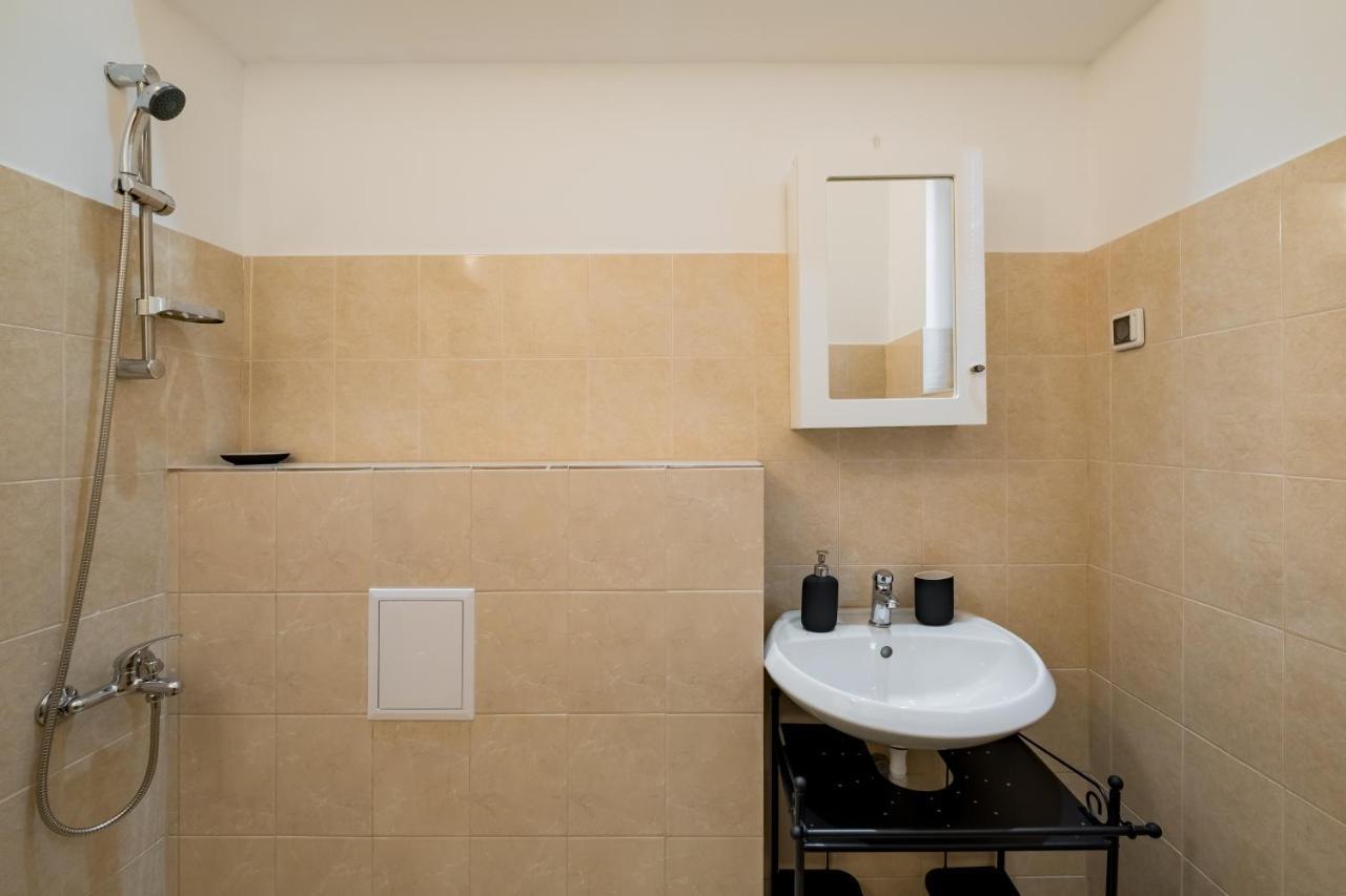 Spacious 3 Bedroom Home In Sofia'S Top Center Eksteriør billede