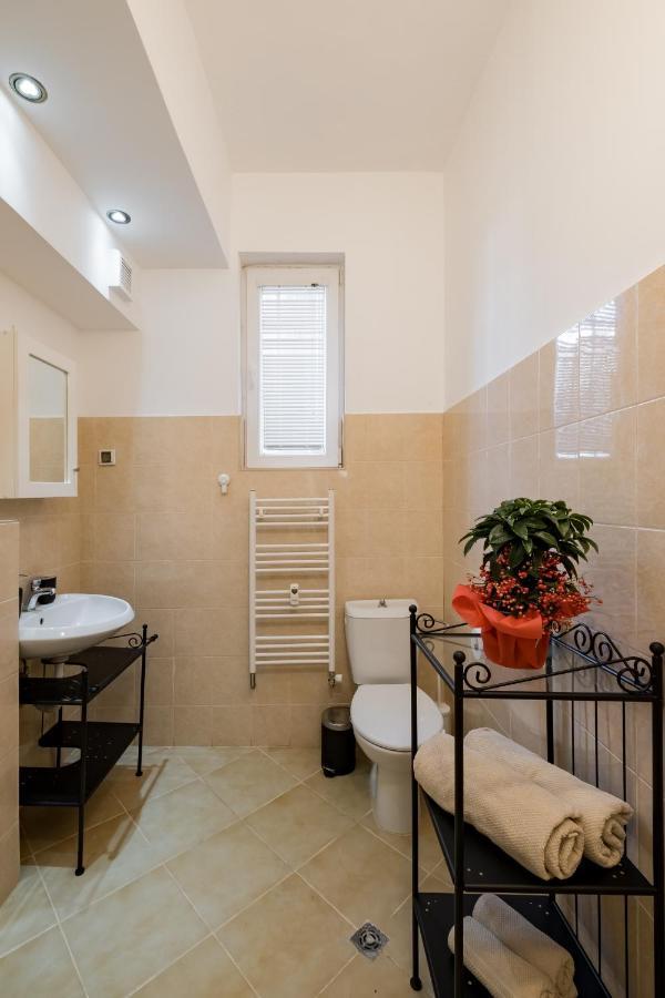 Spacious 3 Bedroom Home In Sofia'S Top Center Eksteriør billede